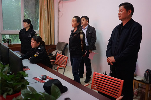 王雪云校长一行检查校园监控中心