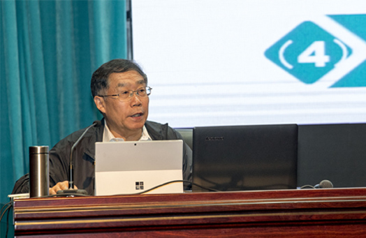 原河南工业大学校长王录民教授做报告