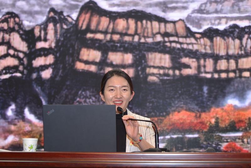 红旗渠干部学院王春丽教师应邀作《红旗渠精神及其时代价值》专题宣讲报告